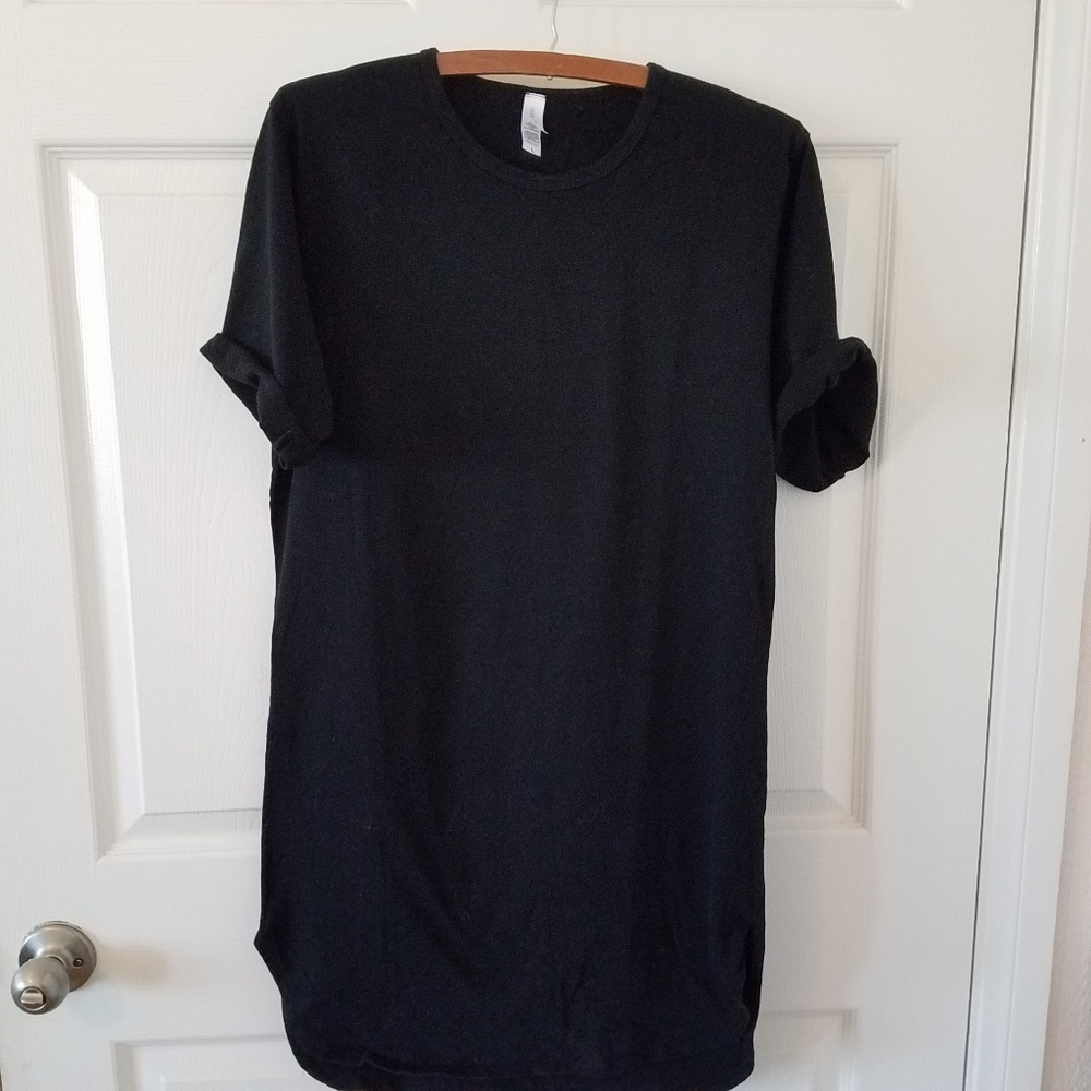 3 / $10 Long Comfie Black T-Shirt